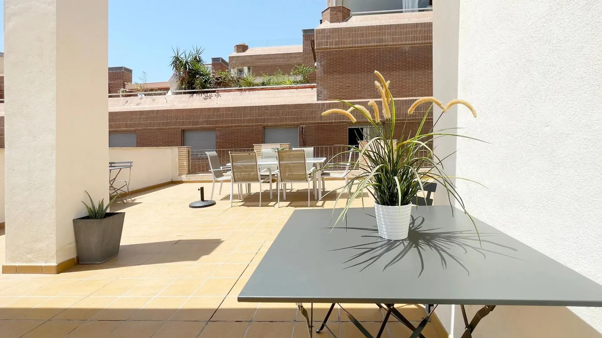Malagadevacaciones- Suite Mendoza Spain