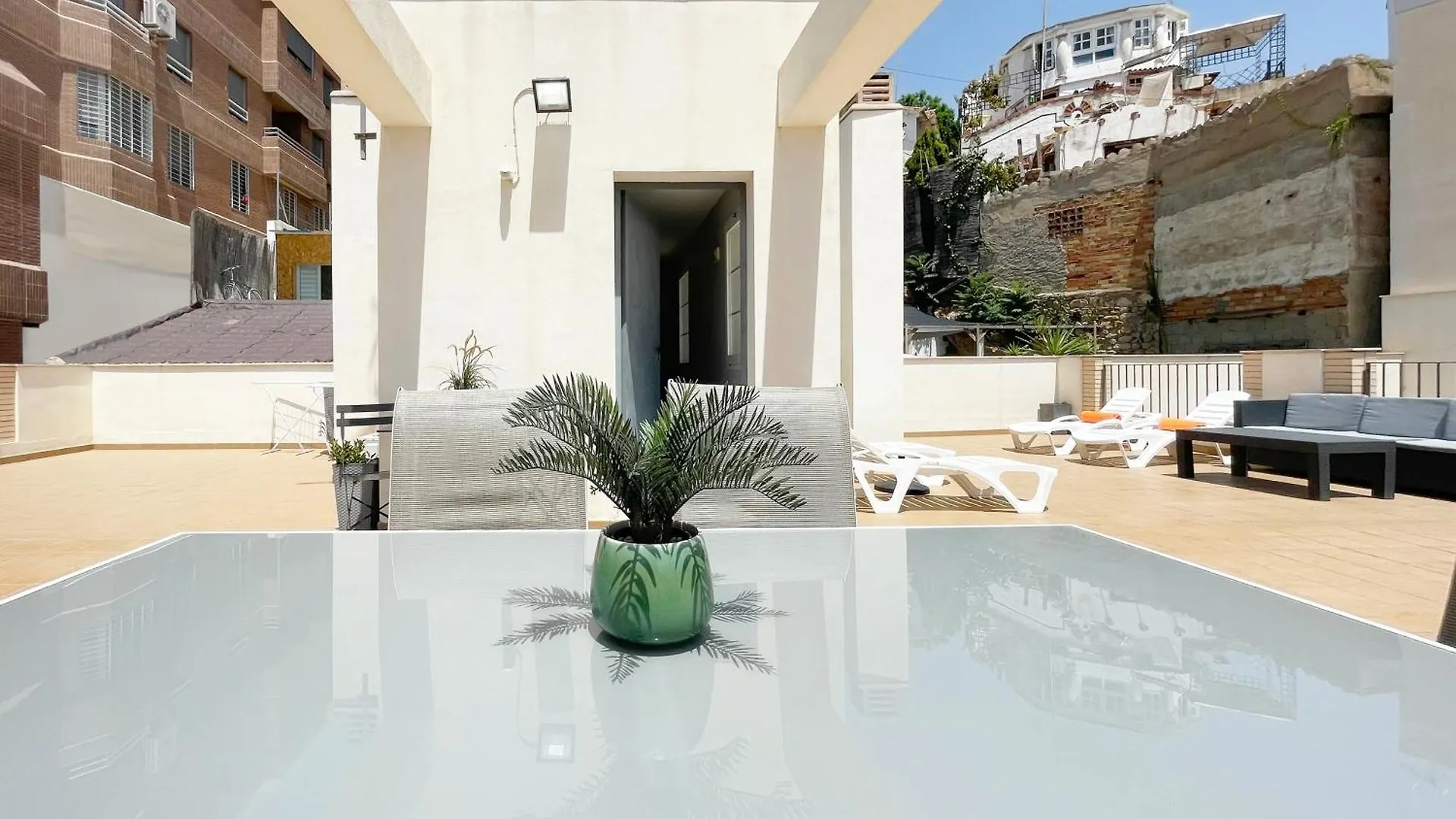 Malagadevacaciones- Suite Mendoza Apartment